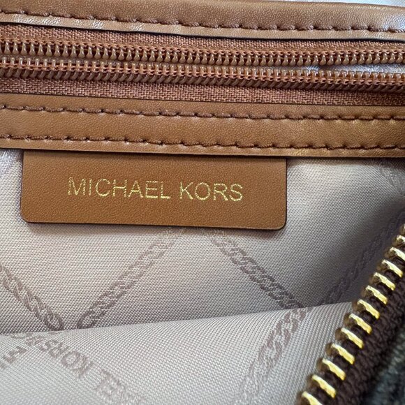Michael Kors Rhea Zip Signature Backpack Monogram Snake Print Brown/Black Medium - Picture 8 of 12